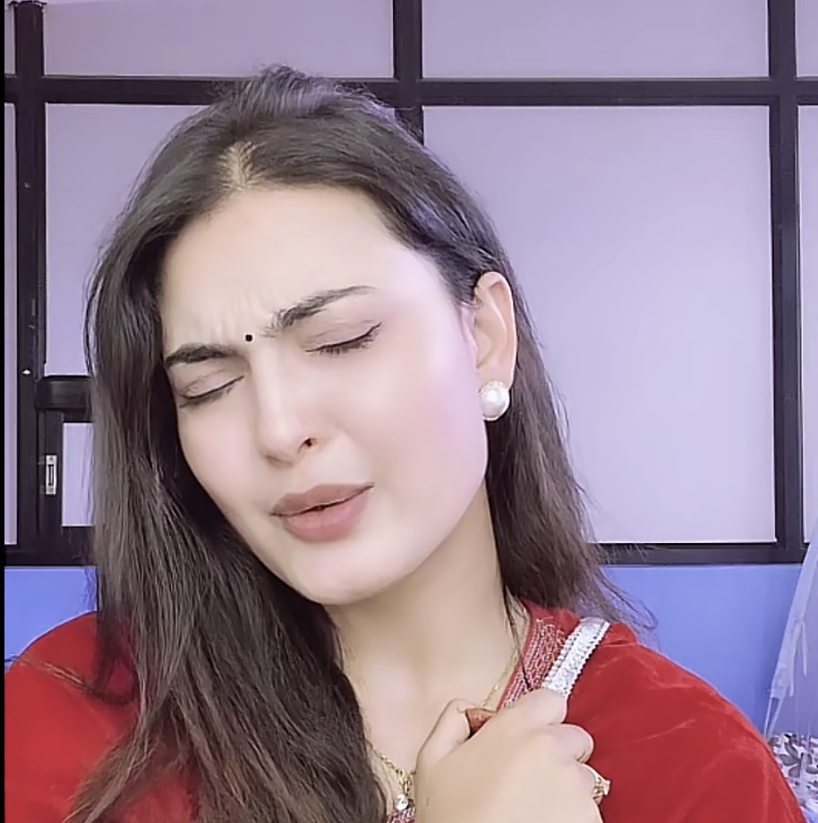 Ranjana sharing an expressive moment